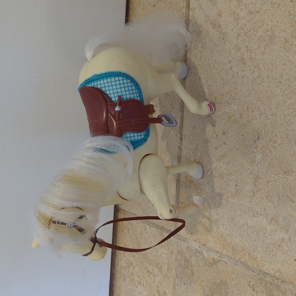 Fisher Price set of 2 talking horses - Picture 5 of 12